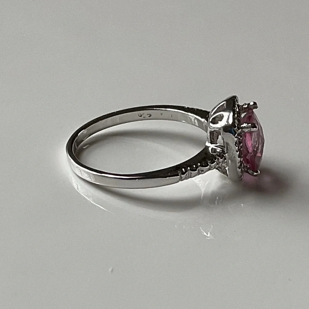 NWT Beautiful VICTORIA TOWNSEND Pink Topaz and Diamond Ring Size 8